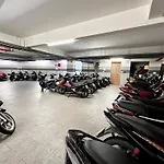 Yours Studio Airport