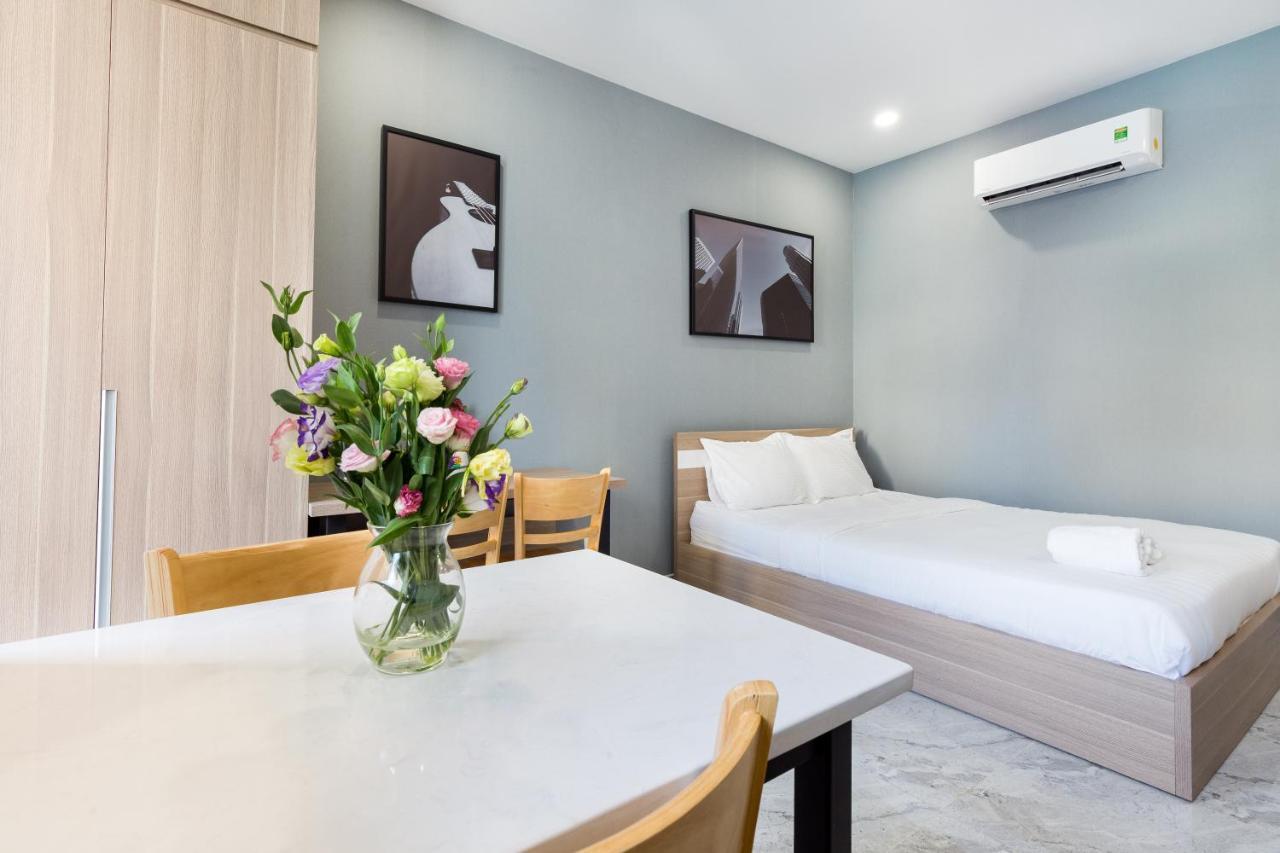 Yours Studio Airport Hotel *