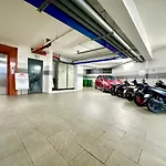 Yours Studio Airport