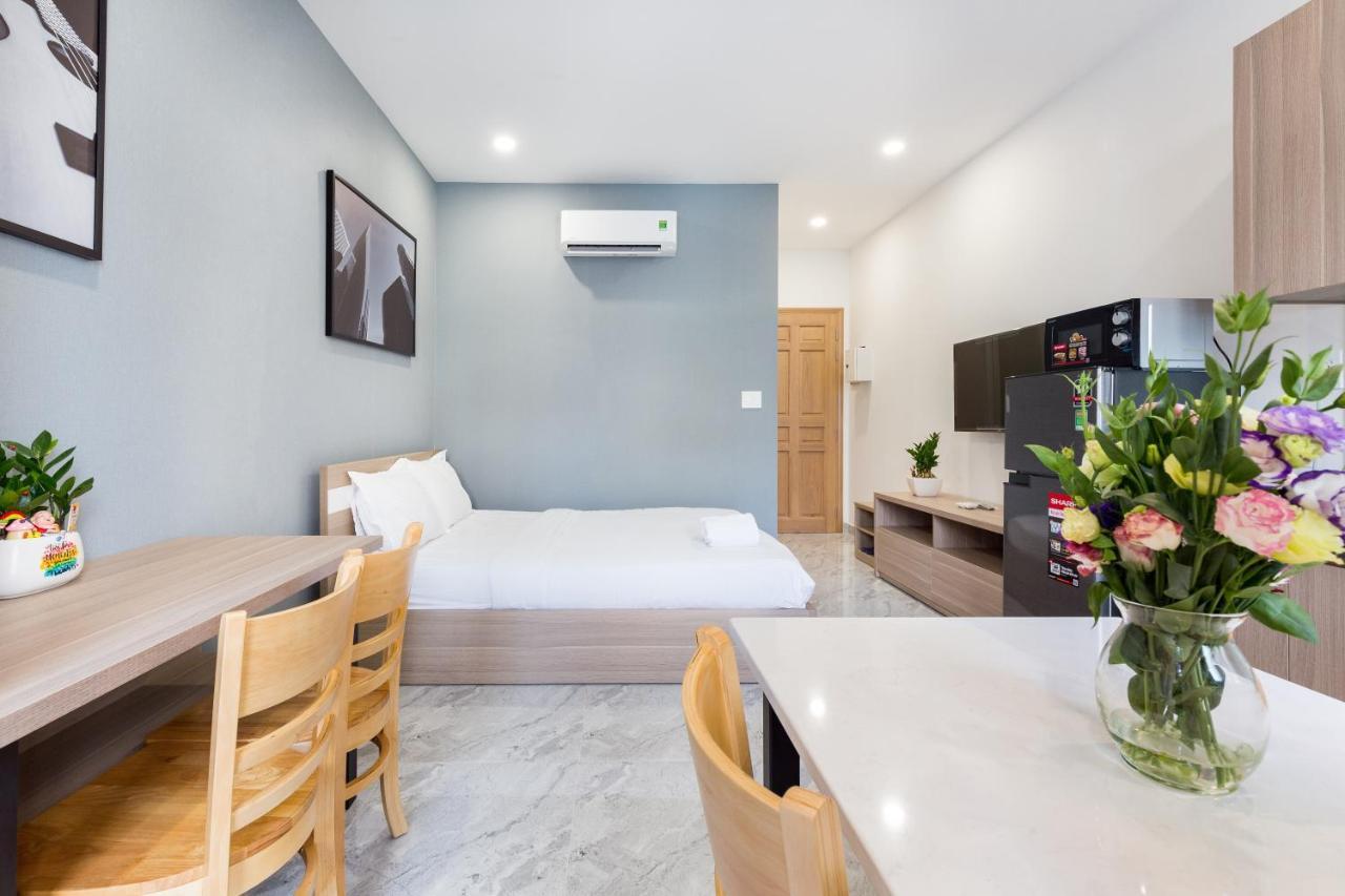 Yours Studio Airport Hotel *